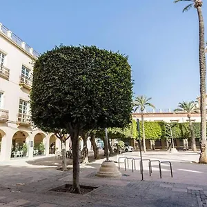 Precioso Piso En Centro Con Parking Gratis , Almería España